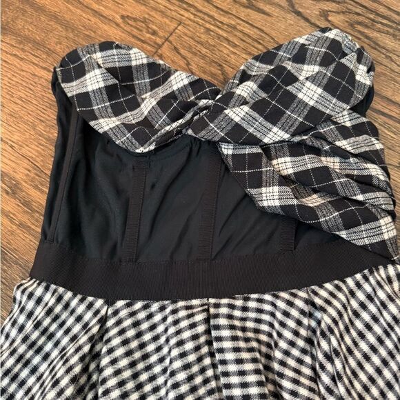 NWT Dolce & Gabbana Dress - Picture 4 of 15